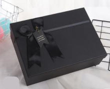 Load image into Gallery viewer, EMS 50PCS Modern High grade Kraft Paper Box DIY Wedding Favor Gift Box rectangle Cake Box Candy gift box Packaging With Ribbon
